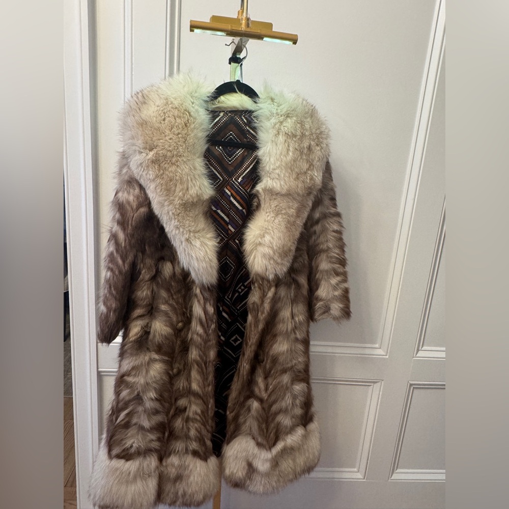 Vintage Baroneyn Fur Salon Raccoon Fur Coat Fox Fur Collar Hem 1960s 1970s $500